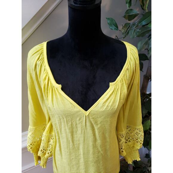 Women's Unique Spectrum 1X Yellow Boho Peasant Blouse Crochet Sleeve Top - Picture 7 of 15